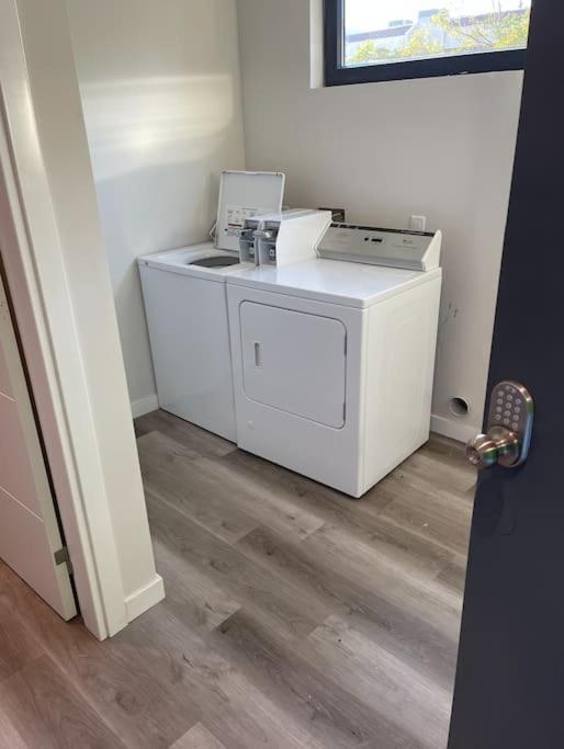 Next To San Diego Downtown - Cali King Size Studio المظهر الخارجي الصورة