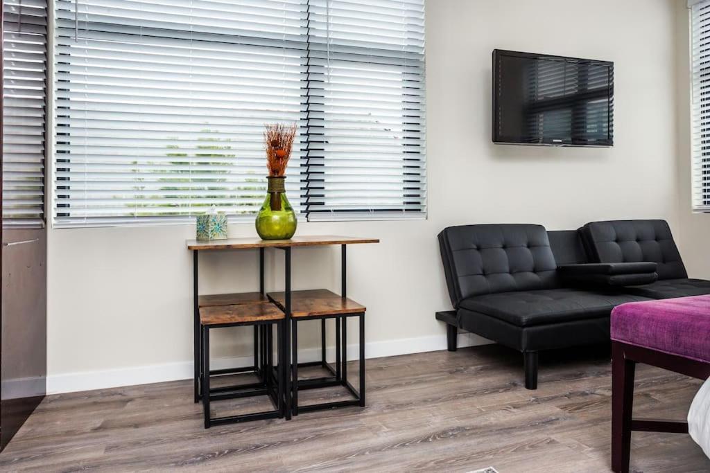 Next To San Diego Downtown - Cali King Size Studio المظهر الخارجي الصورة